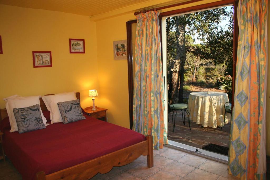 Le Mas Du Rouquan Bed and Breakfast Vidauban Δωμάτιο φωτογραφία